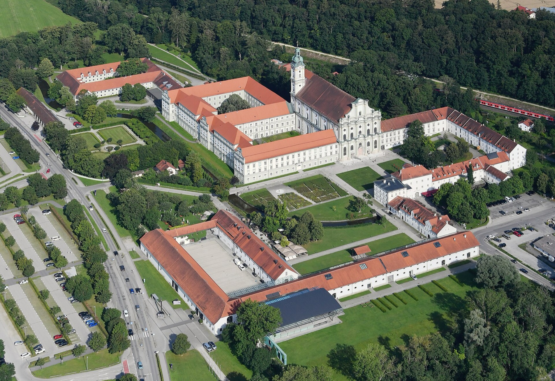 Kloster Fürstenfeld in Fürstenfeldbruck aus der Luft