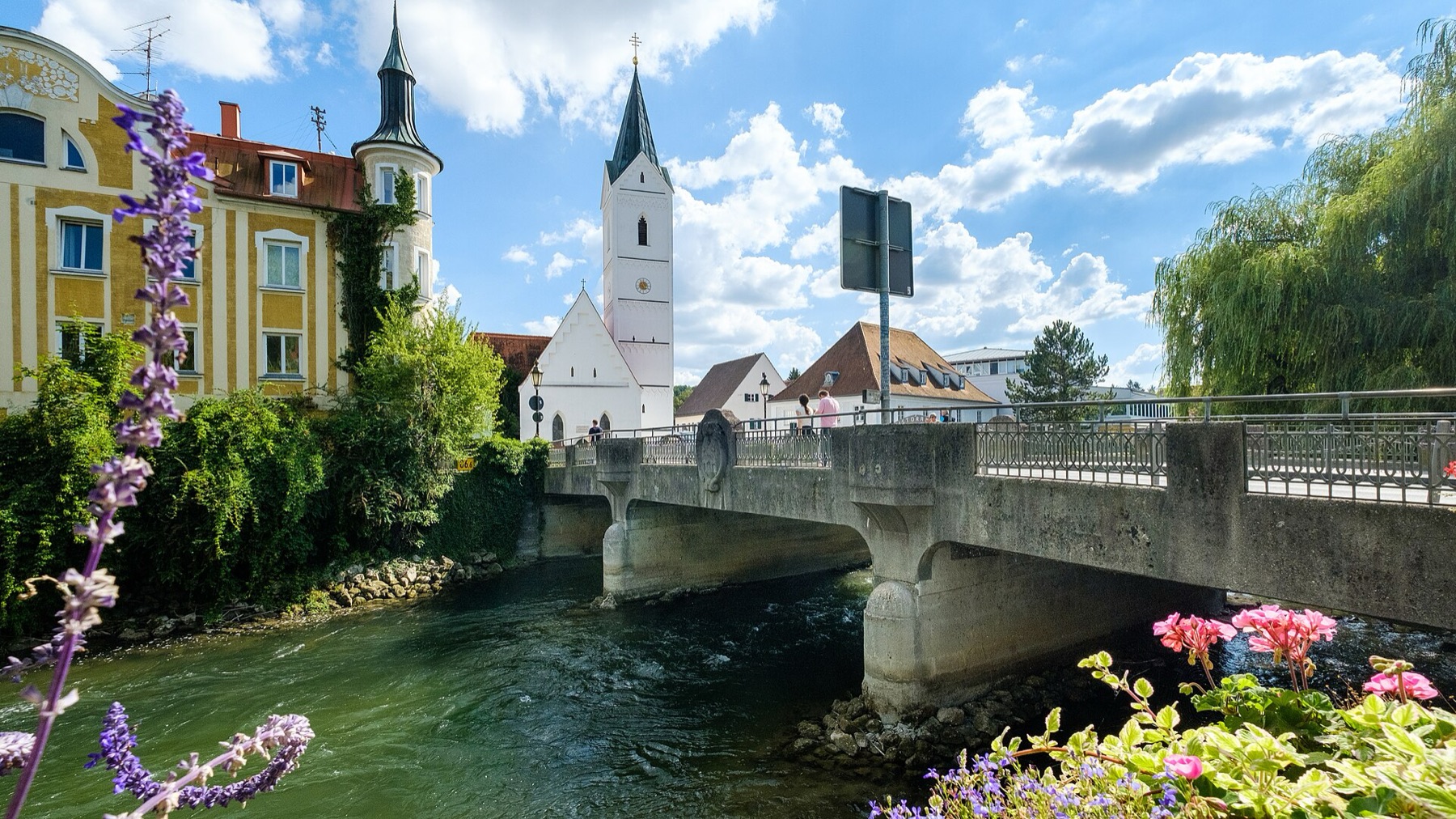 Amperbrücke und St. Leonhard in Fürstenfeldbruck